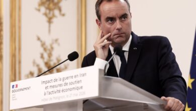 El Gobierno anuncia un ahorro de 4.000 millones de euros para cubrir el coste de la guerra en Oriente Medio El Gobierno anuncia un ahorro de 4.000 millones de euros para cubrir el coste de la guerra en Oriente Medio